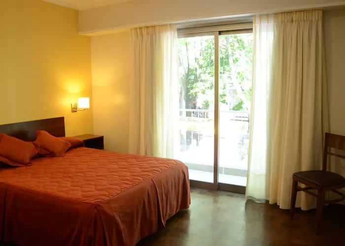 Hotel Saint James