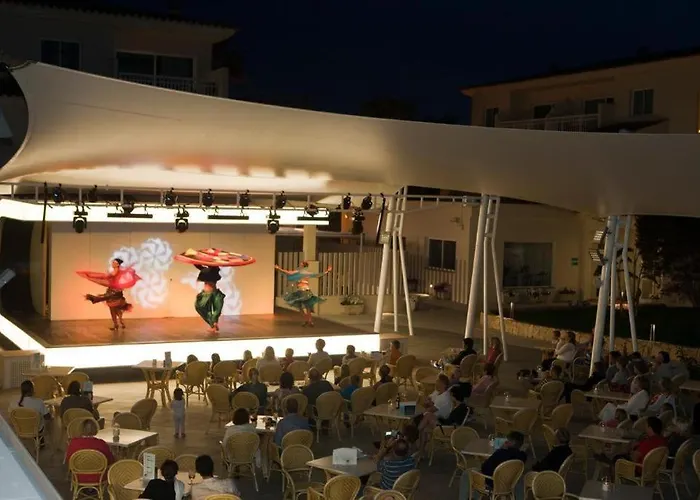 Hotel Isla Cabrera