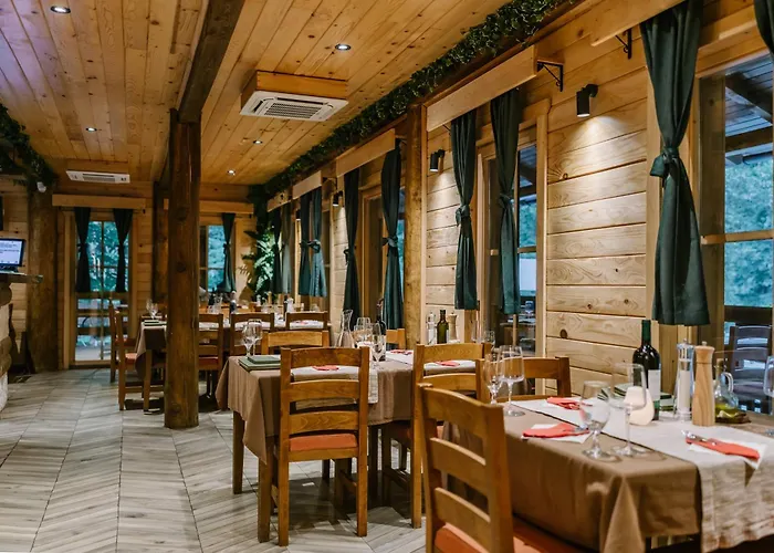 Hotel Porto Tara