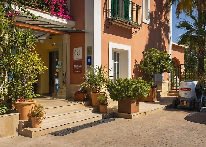 Hotel MR Les Rotes