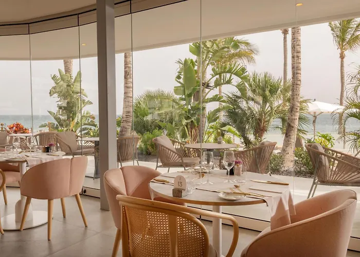 Plus Fariones Suite Hotel