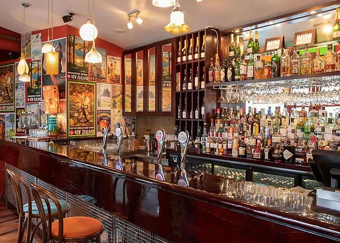 Hotel Debrett