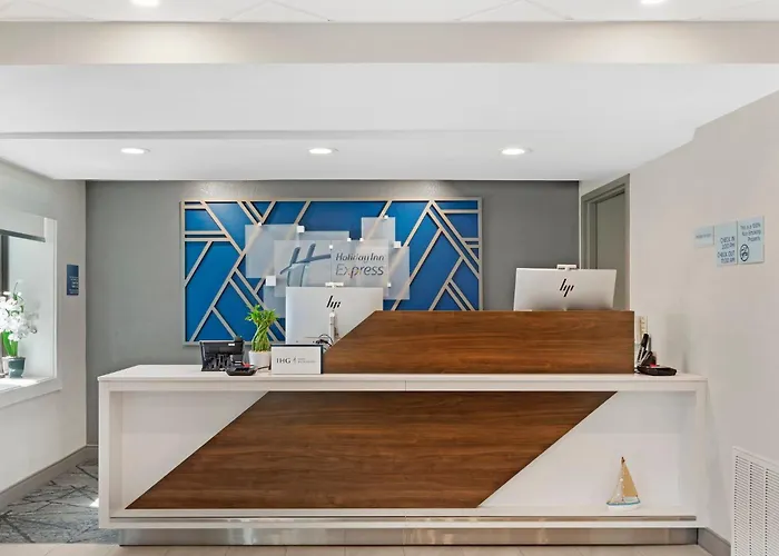Holiday Inn Express Hyannis - Cape Cod By Ihg