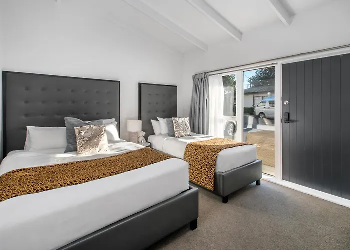 Middlemore Motel