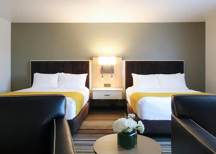 Oxford Suites Spokane Valley