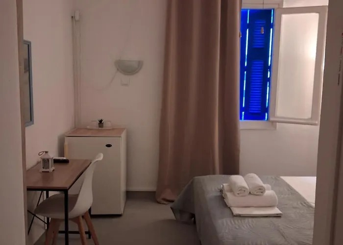 Smaragdi Studios And Rooms