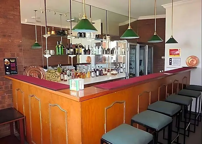 Countryman Motor Inn