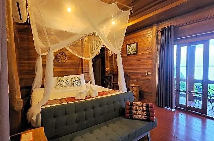 Esmeralda View Resort