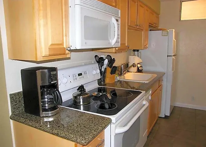 Nani Kai Hale # 204 Beachfront, Hotel District!