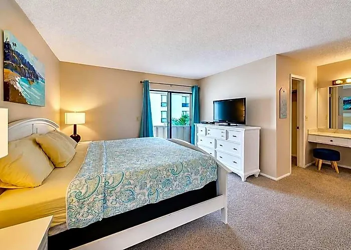 Siesta Key Beach - 2 Bedroom - 3 Beds - 3 Bathroom Duplex With Heated Swimming Pool