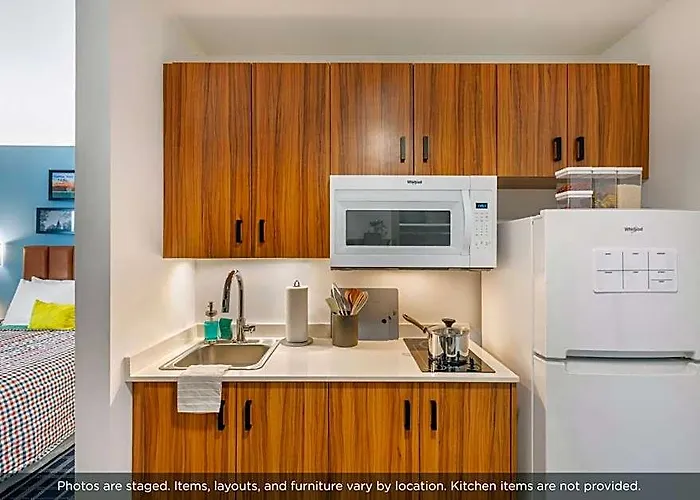 Uptown Suites Extended Stay Charlotte Nc - Concord