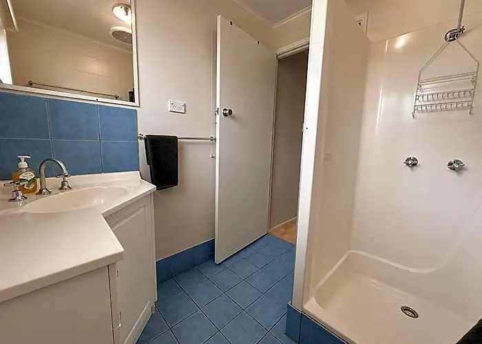 Pippies Beachhouse Backpackers
