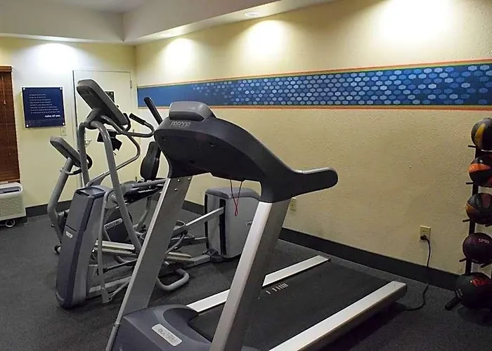 Baymont Inn & Suites By Wyndham The Woodlands