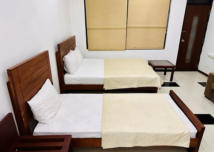 Subhas Tourist Hotel