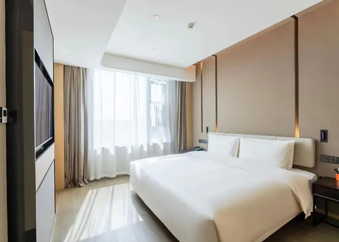 Atour Hotel Nanjing Jiangning Riverside Shike Lake