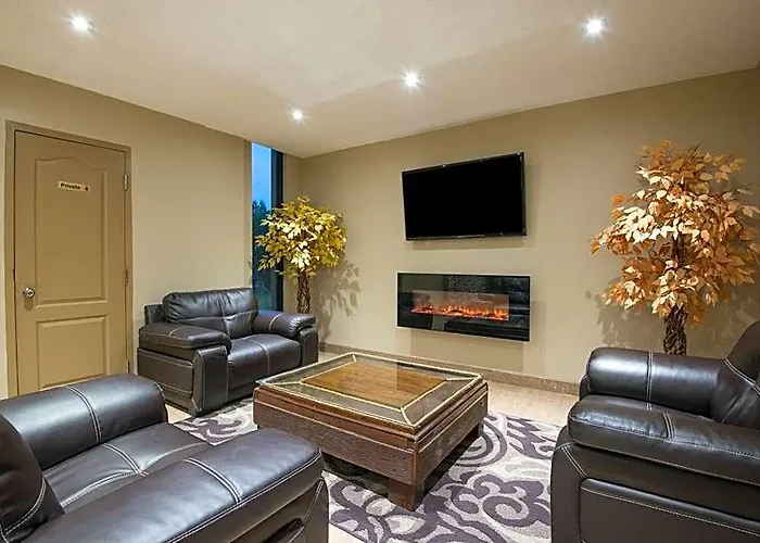 Red Maple Inn And Suites