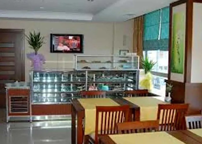 Paluri Hotel