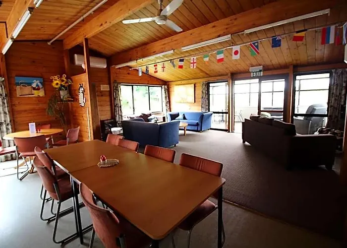 Sunflower Lodge Backpackers