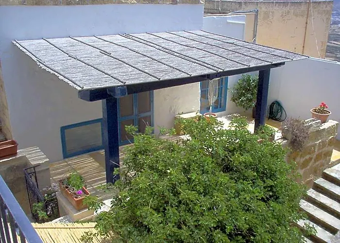 Spacious Comfortable, Traditional Villa- Large Private Pool, Terraces Views