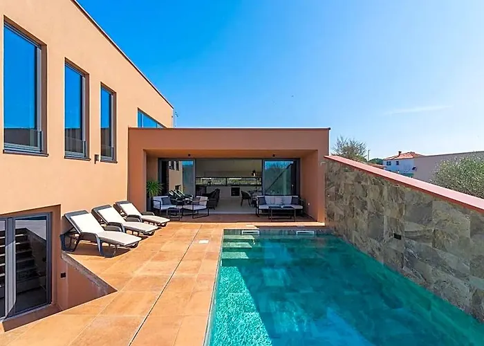 Ana Comfortable Holiday Residence