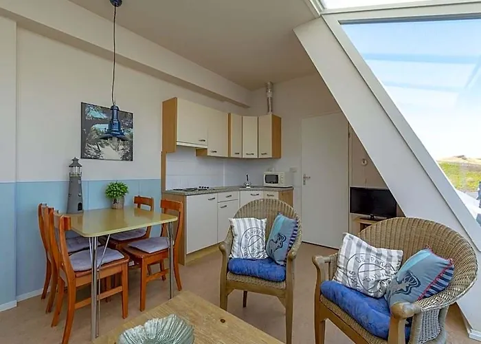 Dorpsplein 23E Apartment In Callanstoog Square