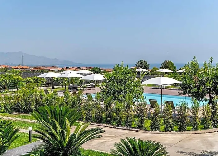 Monolocale King Con Divano Letto- Virdamuri Resort