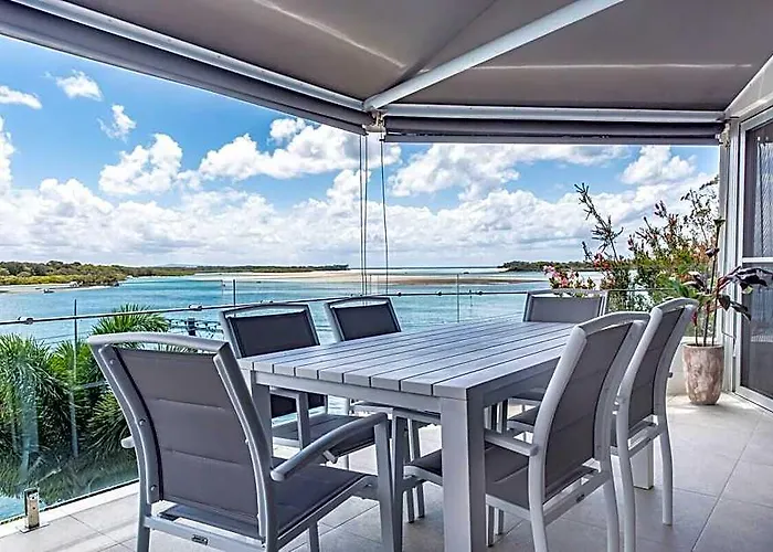 Sea La Vie ~ Penthouse & Best Noosa Blue Views