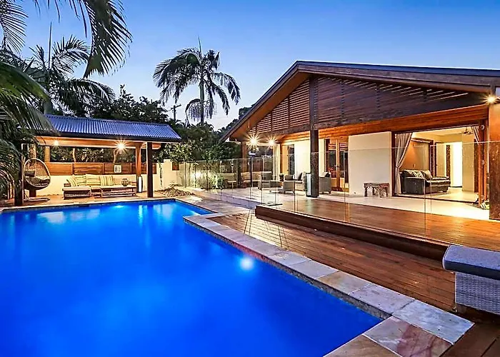 The Seaglass Villa - Private Pool And Sauna