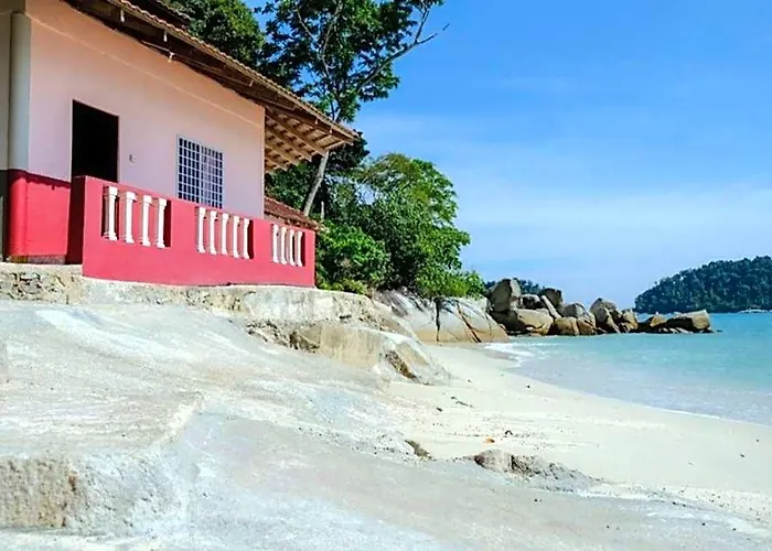 Pangkor Rimba Kem & D'Senja Beach Resort