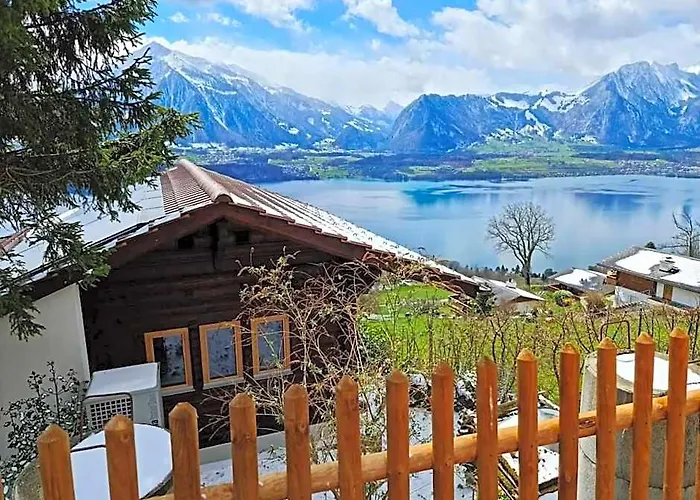 Chalet With View Of The Mountains And The Thun Lake