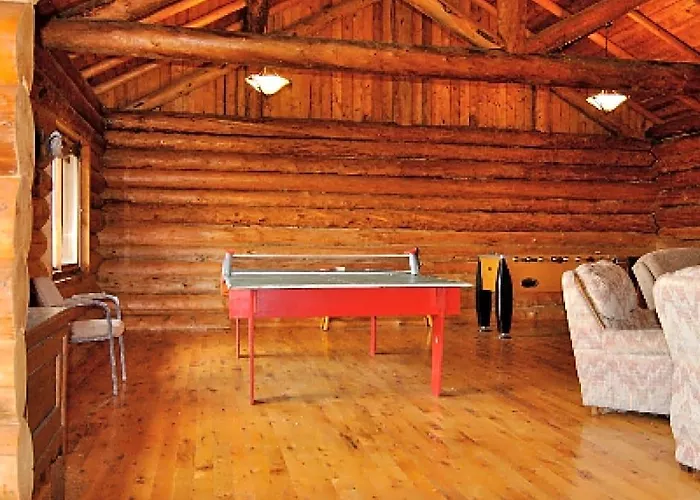 Sydney Lake Lodge