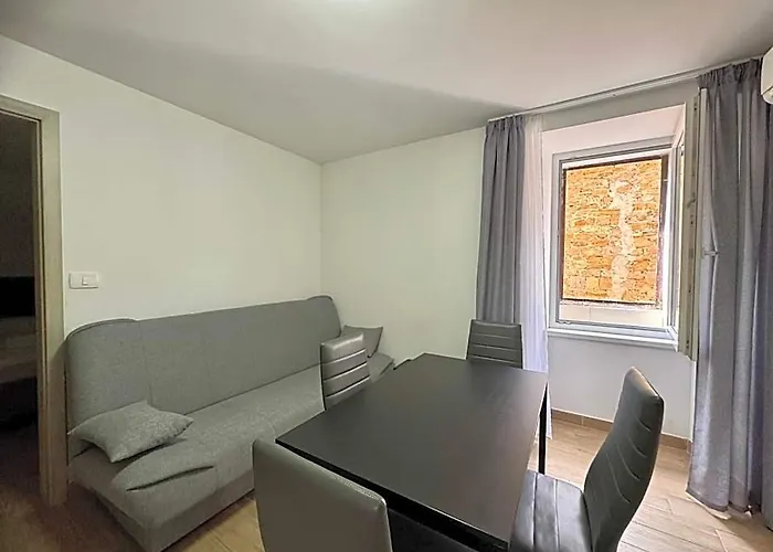 Apartments Lina