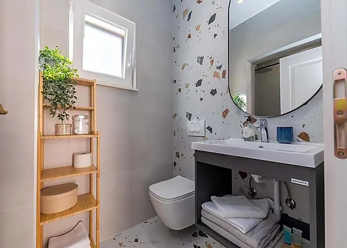 Apartment 22