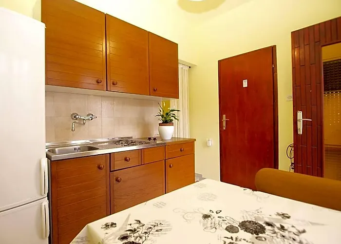 Apartment 1576