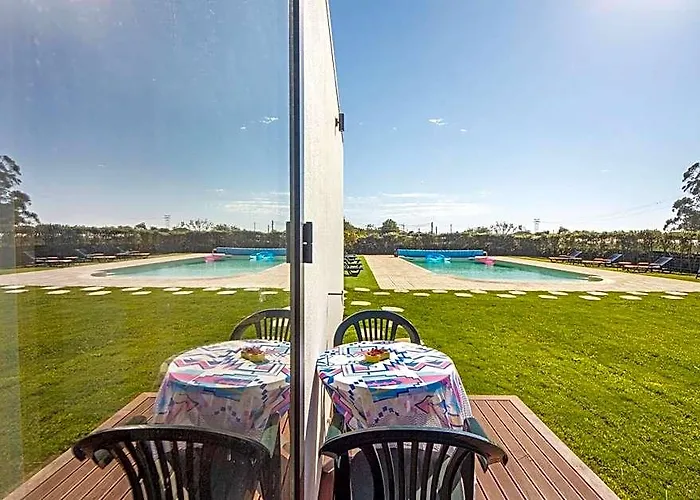 Apartamento Thai Com Piscina