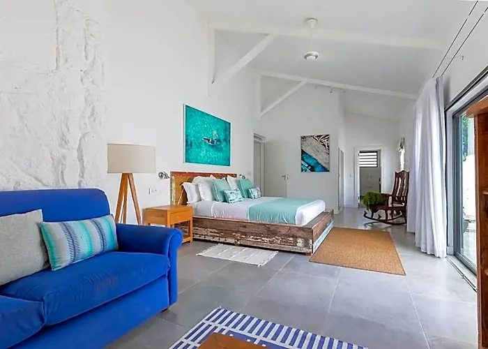 Charming 3-Bedroom Villa With Pool In Grand Baie