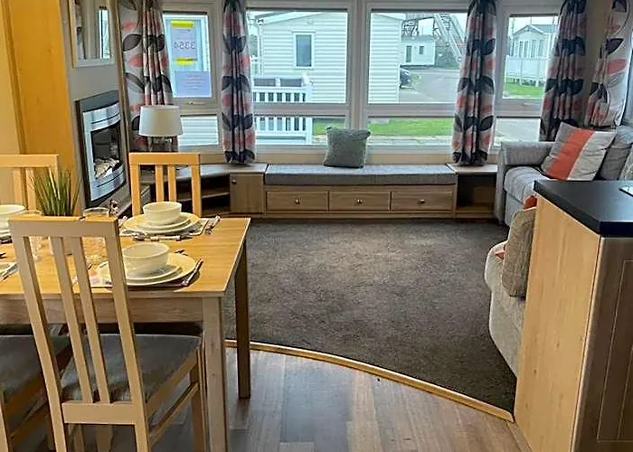 Whitehouse Leisure Park N&V Caravan Hire