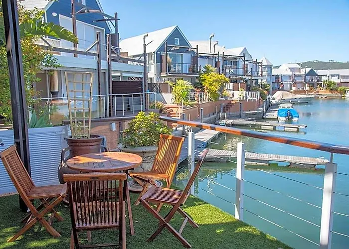 Waterfront 2 Bedroom Home With Mooring At Knysna Quays - Life On The Water