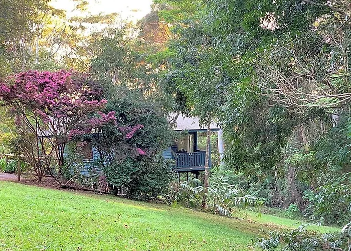 Montville Country Cabins