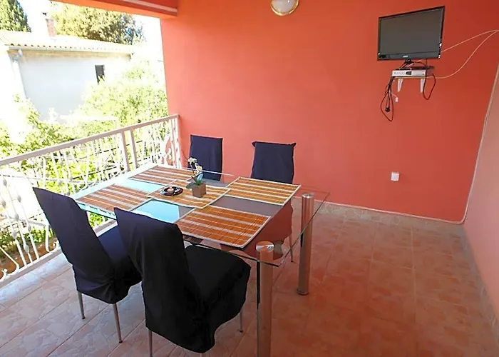 Apartments Andro