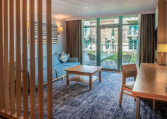 De Vere Cotswold Water Park Apartments