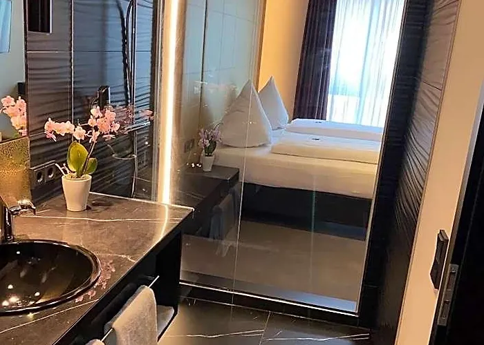 Primetime Hotel