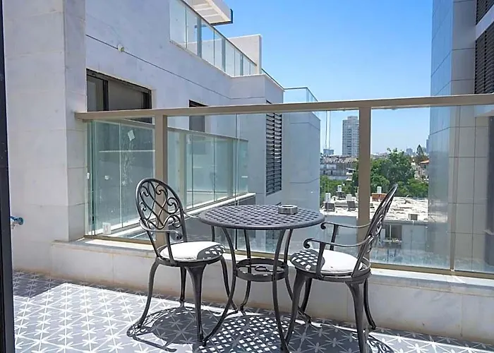 Warm & Modern 2Br By The Sea L Mamad