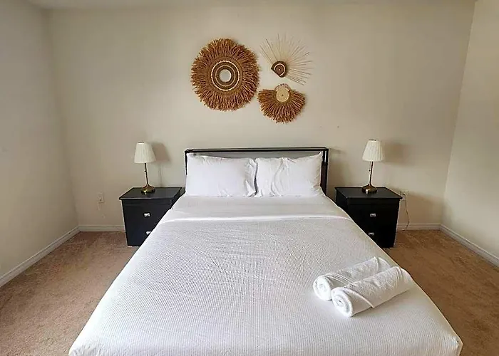 Niagara Oasis Hideaway