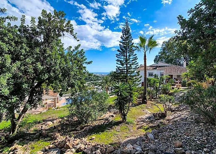 Villa Morera Bed & Breakfast