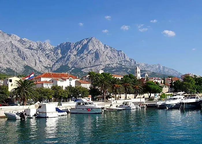 Apartments Adria