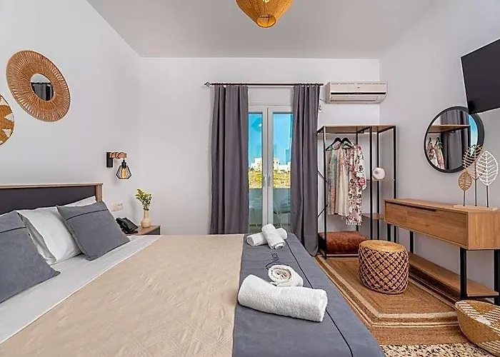 Nikos Hotel