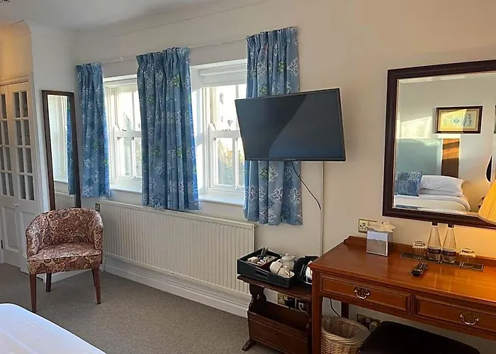 Noel Arms - "A Bespoke Hotel"
