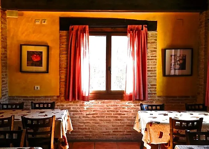 Hostel El Lago, Caceres