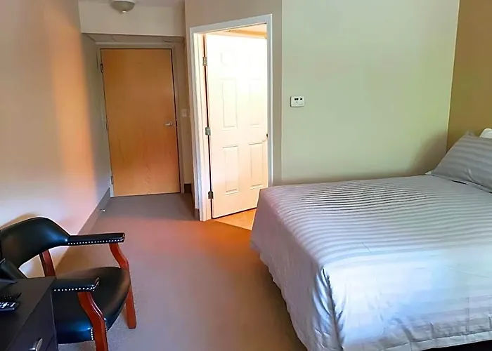 The Medicine Hat Villa